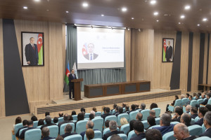 Kənd Təsərrüfatı Nazirliyində Ulu Öndər Heydər Əliyevin anadan olmasının 103 illiyinə həsr olunmuş tədbir keçirilib