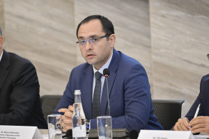 “Bakı İqlim Fəaliyyəti Həftəsi 2026” (BCAW2026) çərçivəsində "Fəaliyyətdə Harmoniya: İqlimə Dayanıqlı Kənd Təsərrüfatı naminə Əməkdaşlıq" mövzusunda yüksəksəviyyəli dəyirmi masa keçirilib