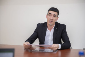 Kənd təsərrüfatı nazirinin müavini İlhamə Qədimova Sabirabadda vətəndaşları qəbul edib