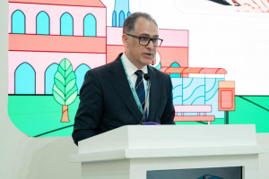 Nazir müavini İlhamə Qədimova “Erkən xəbərdarlıq və iqlimə dayanıqlı şəhərlər” mövzusunda tədbirdə çıxış edib