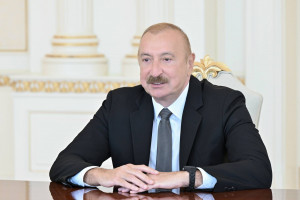 Prezident İlham Əliyev “John Deere” şirkətinin nümayəndə heyətini qəbul edib