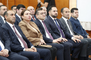 Şəmkirdə aqrar sahədə yeni Dövlət Proqramının müzakirəsi ilə bağlı regional müşavirə keçirilib