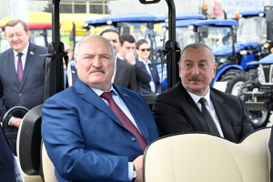 Azərbaycan və Belarus prezidentləri “Caspian Agro” və “InterFood Azerbaijan” sərgiləri ilə tanış olublar