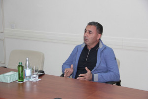 Kənd təsərrüfatı nazirinin müavini Elçin Zeynalov Cəlilabadda vətəndaşları qəbul edib, təsərrüfatlara baş çəkib