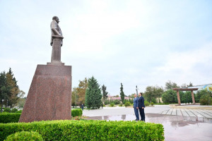 Nazir Məcnun Məmmədov İmişlidə vətəndaşlarla görüşüb