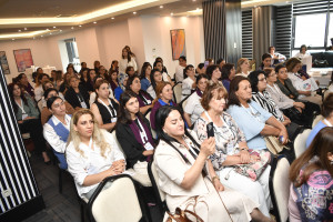 Bakıda “Rəqəmsal İqtisadiyyatda Qadın İştirakı” mövzusunda biznes forum keçirilib