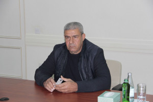 Kənd təsərrüfatı nazirinin müavini Elçin Zeynalov Cəlilabadda vətəndaşları qəbul edib, təsərrüfatlara baş çəkib