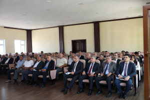 Siyəzən rayonunda kənd təsərrüfatının inkişafına dair Dövlət Proqramına həsr olunmuş müşavirə keçirilib