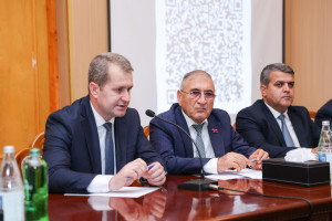 Ağcabədidə “Aqrar sahədə dövlətin dəstək mexanizmləri” mövzusunda panel müzakirəsi keçirilib