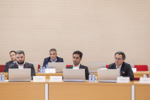 Nazir Məcnun Məmmədov Qabaqcıl Liderlik İnkişaf Proqramı çərçivəsində dəyirmi masa müzakirələrində iştirak edib