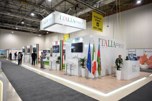 Prezident İlham Əliyev 19-cu “Caspian Agro Week” və 31-ci “InterFood Azerbaijan” sərgiləri ilə tanış olub