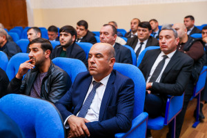Goranboyda “Aqrar sahədə dövlət dəstəyi mexanizmləri” mövzusunda panel müzakirəsi keçirilib