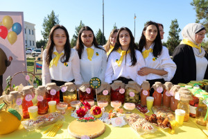 Ağdaşda kənd təsərrüfatının və aqroturizmin inkişafına həsr olunan “Heyva” və “Aqrar Biznes” festivalları keçirilib