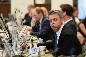 Cenevrədə Azərbaycanın aqrar sahədə rəqəmsallaşma, iqlimə dayanıqlılıq və fermer mərkəzli yanaşma üzrə təcrübəsi təqdim edilib