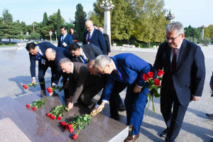 Gəncədə “V Beynəlxalq Kənd Təsərrüfatı və Qida Texnologiyalarının Tədqiqi Konfransının (I-CRAFT 2025)” açılış mərasimi keçirilib