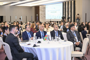 “Bakı İqlim Fəaliyyəti Həftəsi 2026”da kənd təsərrüfatında süni intellektin rolu müzakirə olunub